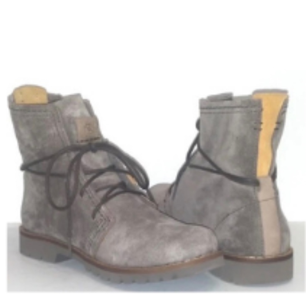 Women’s shoes